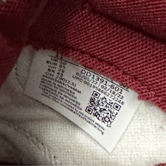 Nike Dunk Low Team Red Size 11 - Picture 6 of 7